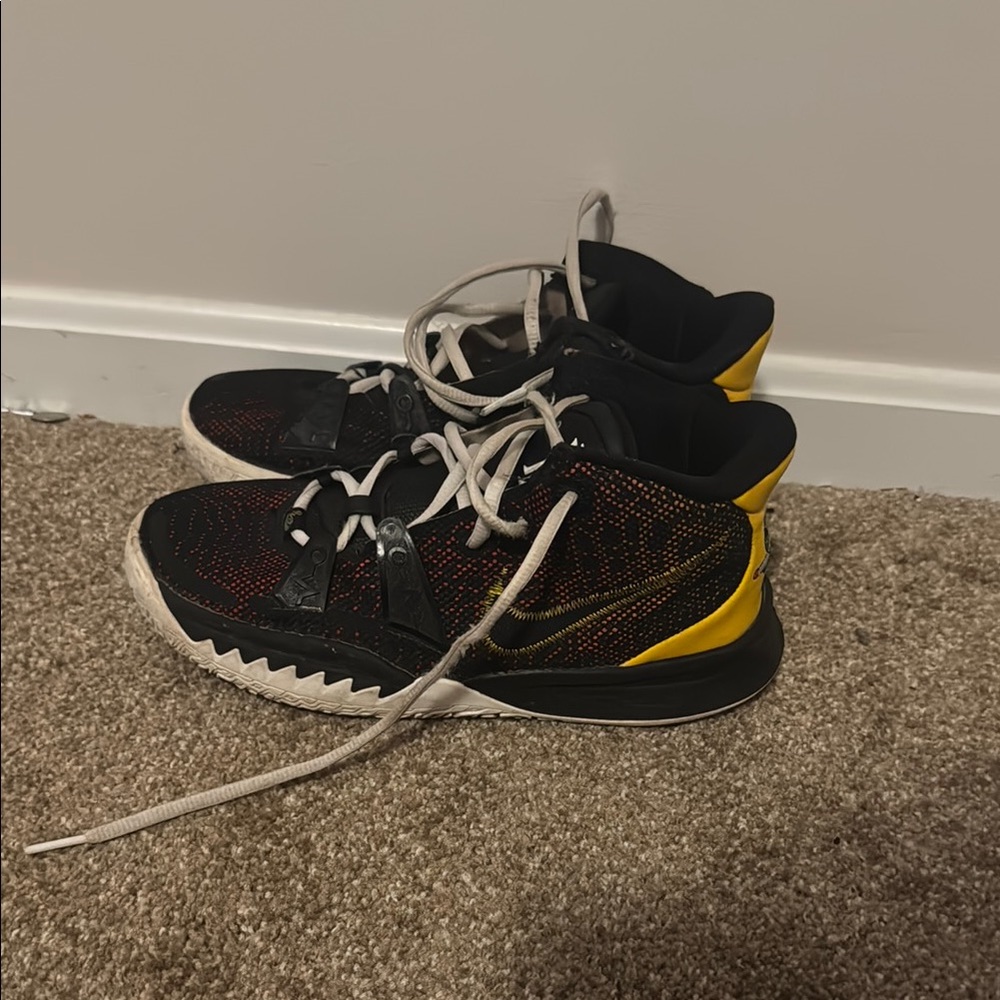 Nike Black and Yellow Sneakers
